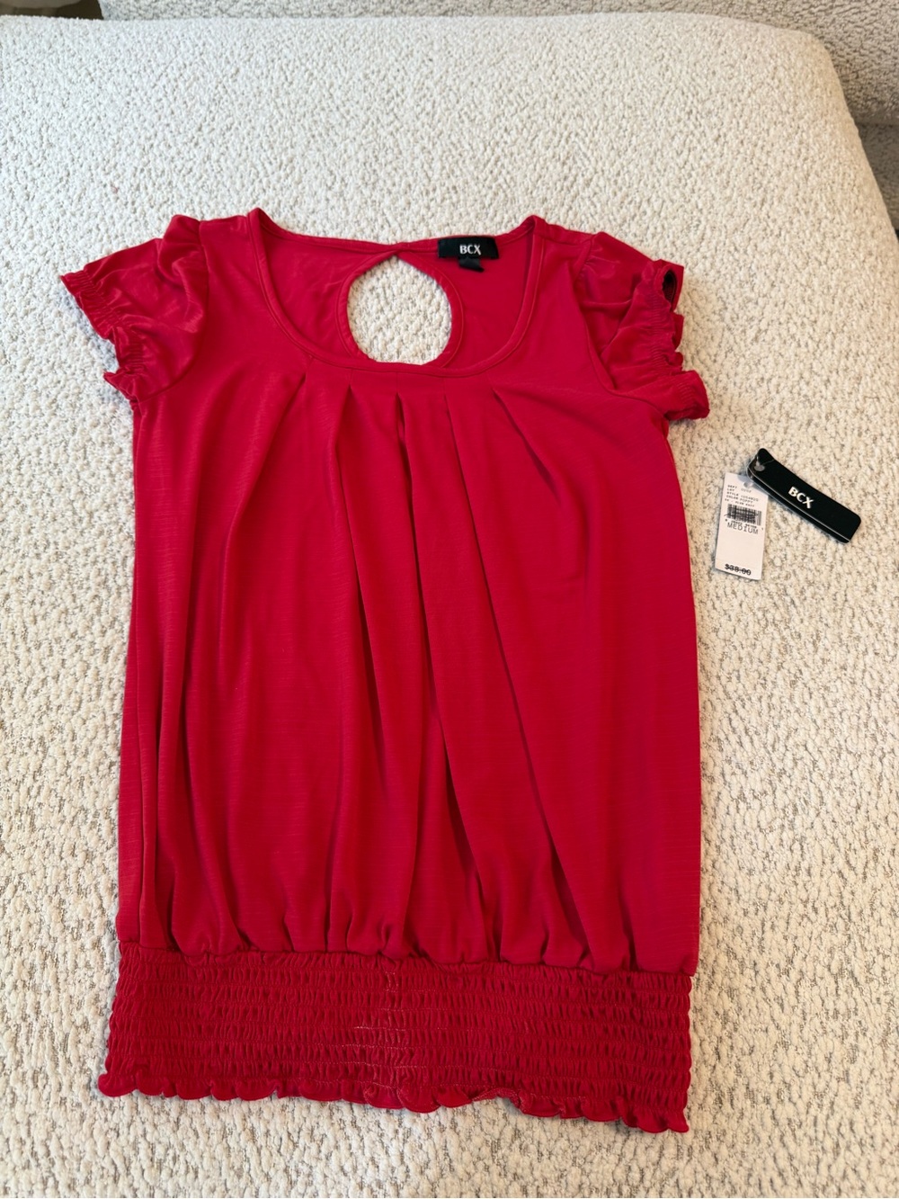 BCX Red Short Sleeve Keyhole Blouson Top